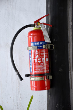 消防器材 保障生命與財產(chǎn)安全的重要防線